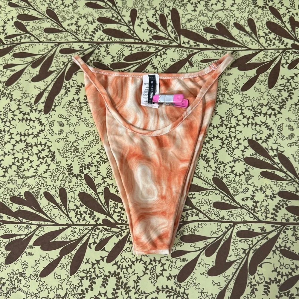 PrettyLittleThing Orange and Cream Bikini Bottom